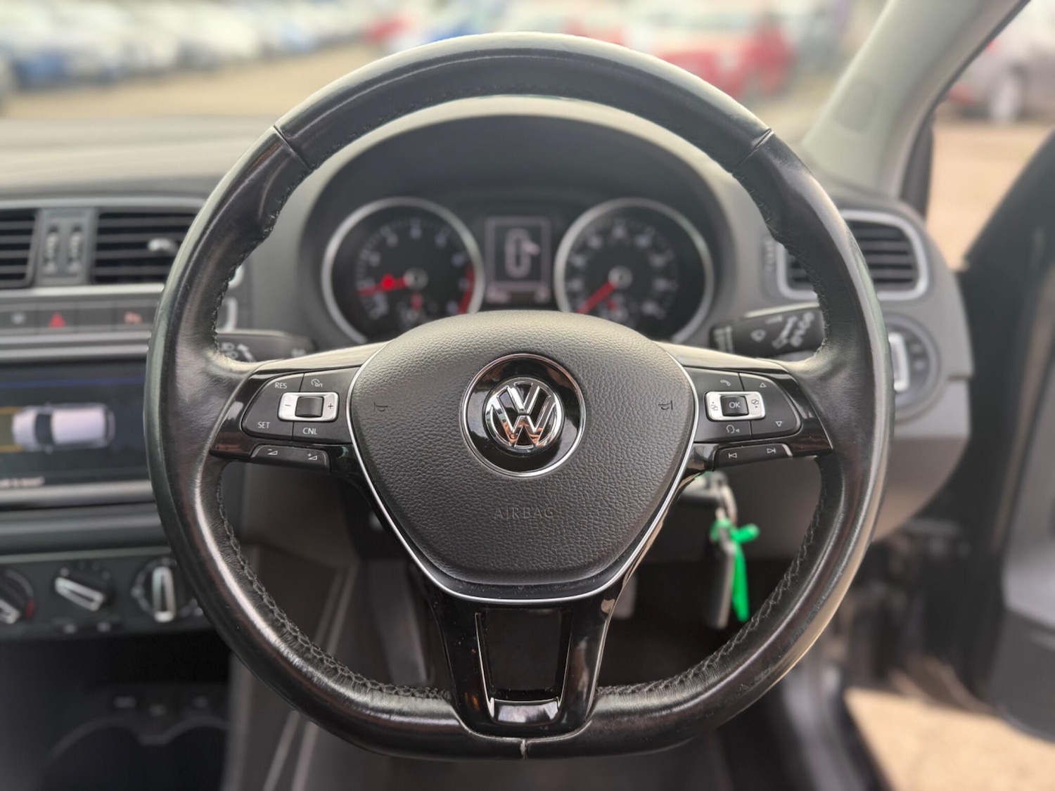 Used Volkswagen Polo 2017 for sale - 76349413: Photo 39