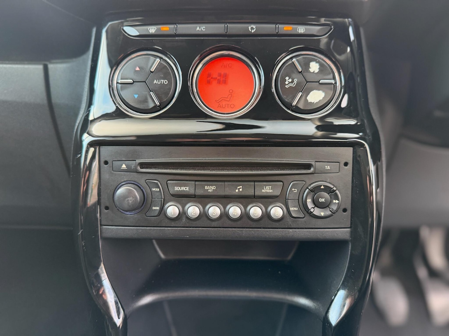 Used Citroen C3 2014 for sale - 76952695: Photo 38