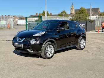 Used Nissan Juke 2015 for sale - 76214894: Photo