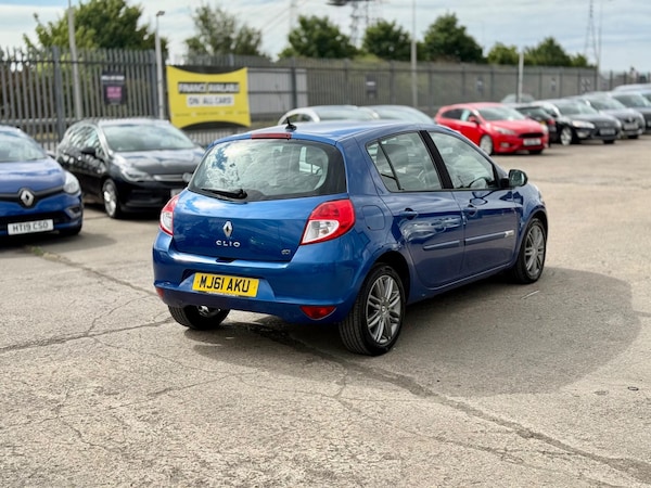 Used Renault Clio 2011 for sale - 75459064: Photo 10
