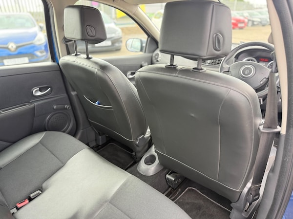 Used Renault Clio 2011 for sale - 75459064: Photo 52
