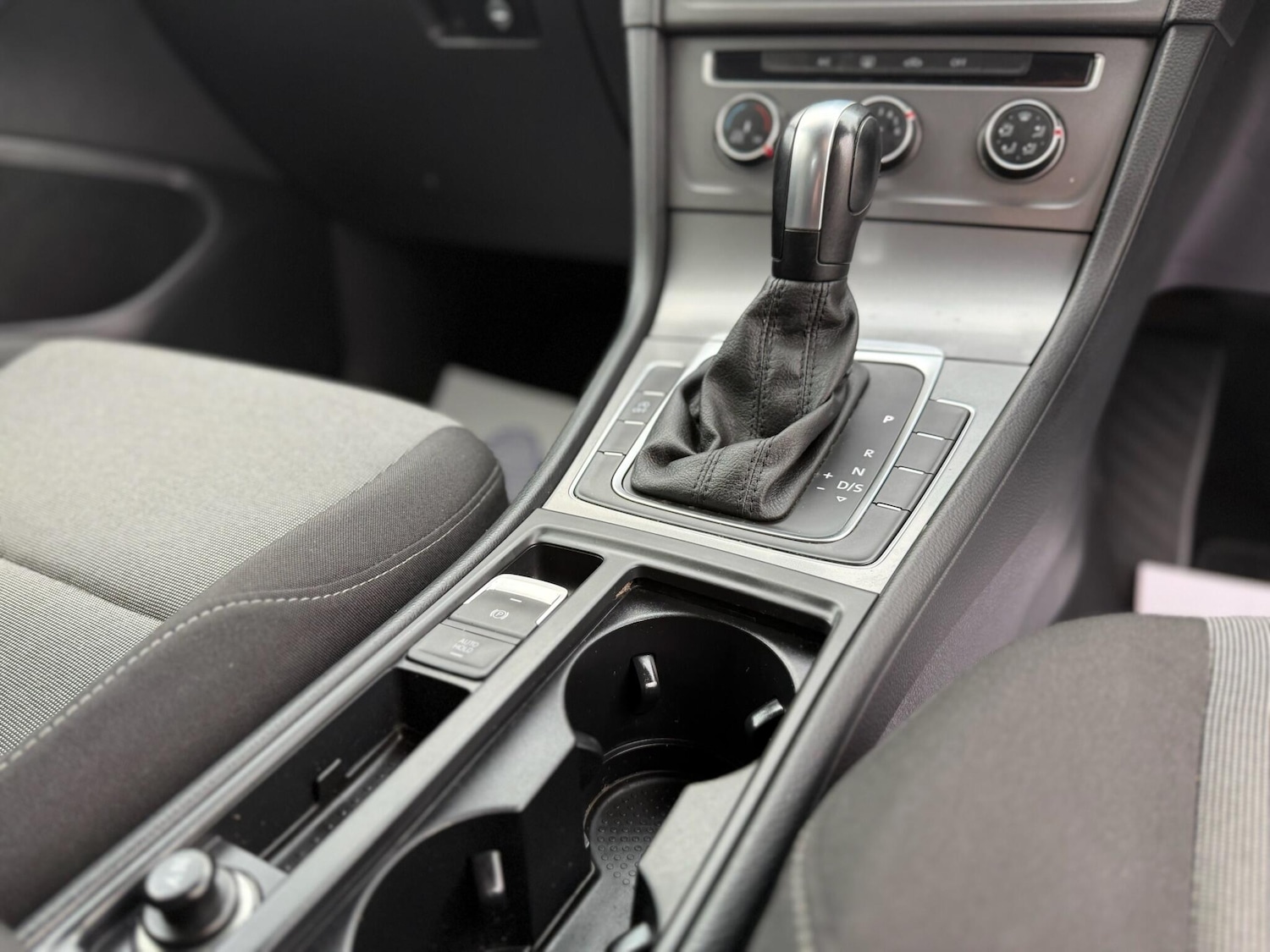 Used Volkswagen Golf for sale - 77016832: Photo 42