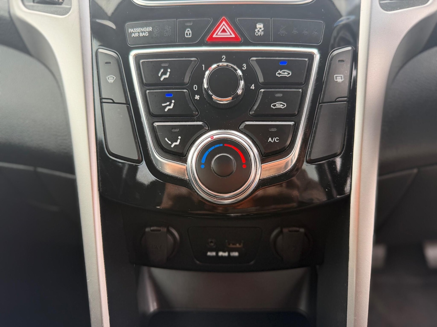 Used Hyundai i30 2014 for sale - 78147977: Photo 72