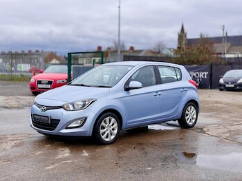 Used Hyundai i20 2014 for sale - 77510272: Photo