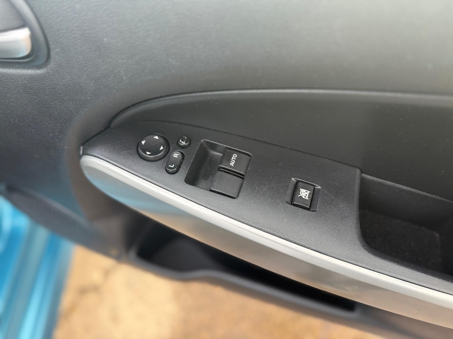 Used Mazda Mazda2 2013 for sale - 76619926: Photo 24