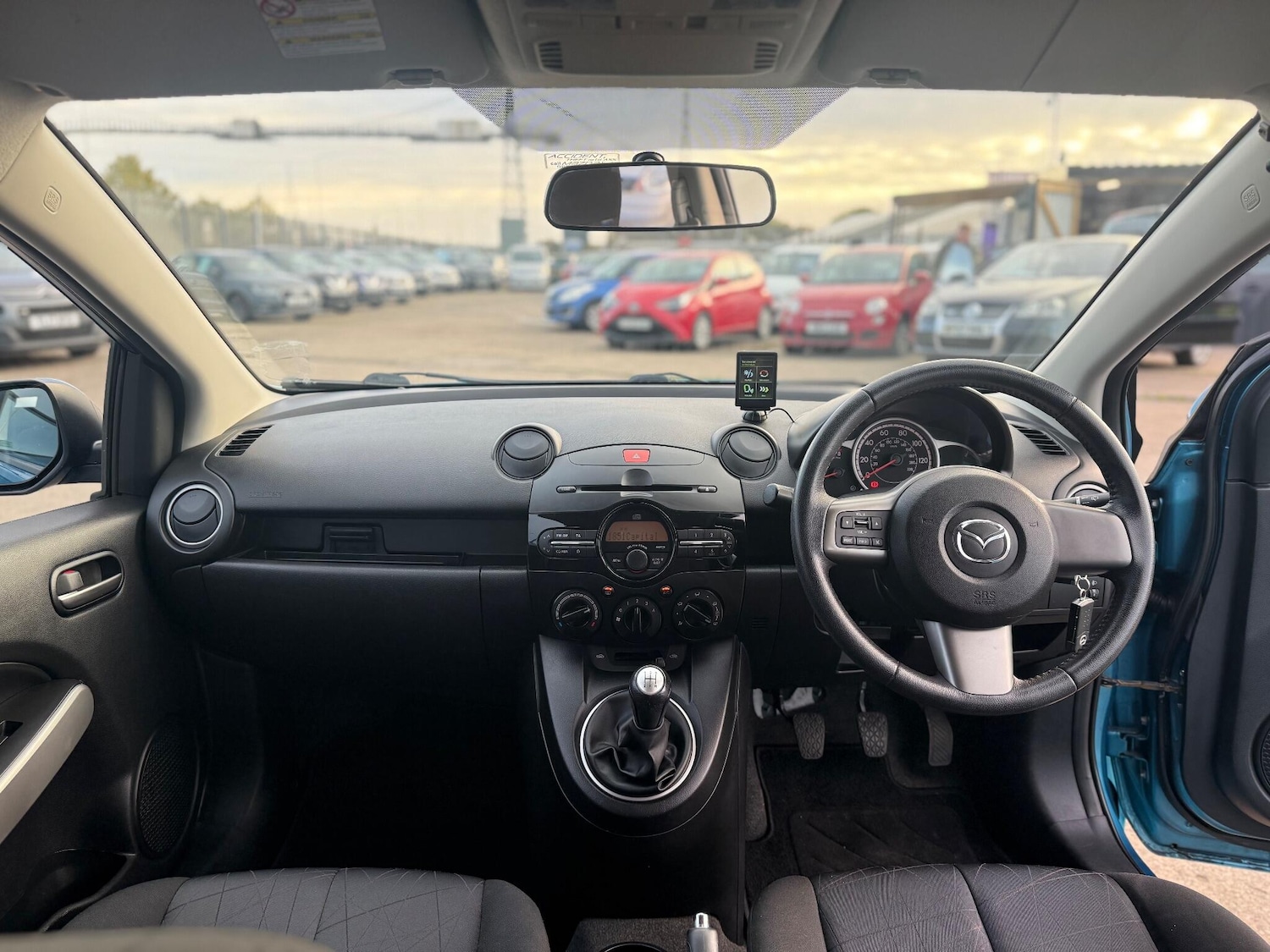 Used Mazda Mazda2 2013 for sale - 76619926: Photo 58