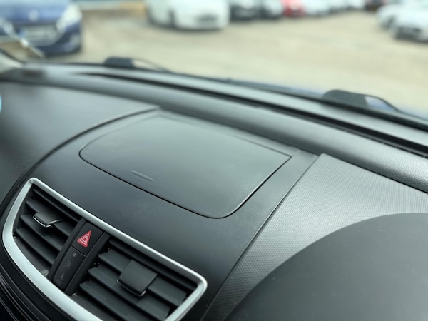 Used Suzuki Swift 2015 for sale - 75388356: Photo 33