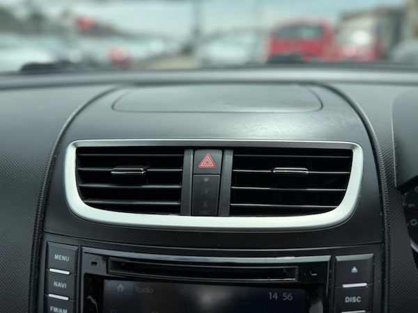 Used Suzuki Swift 2015 for sale - 75388356: Photo 34