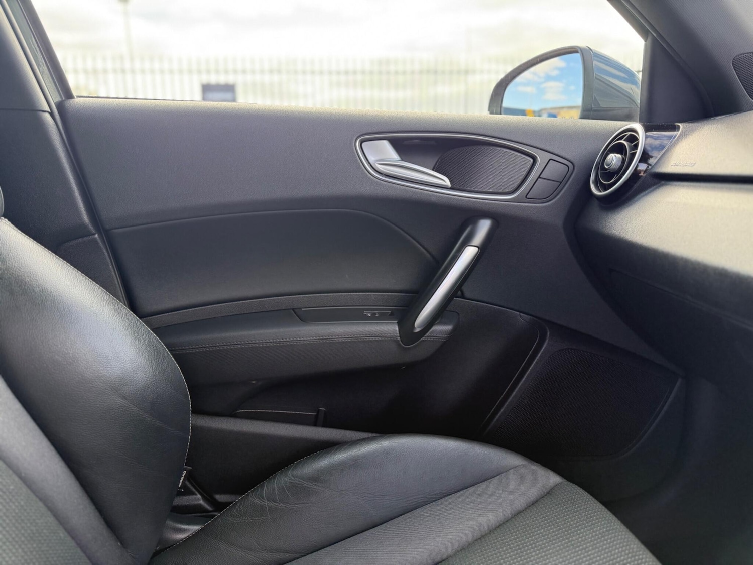 Used Audi A1 2017 for sale - 76988036: Photo 53