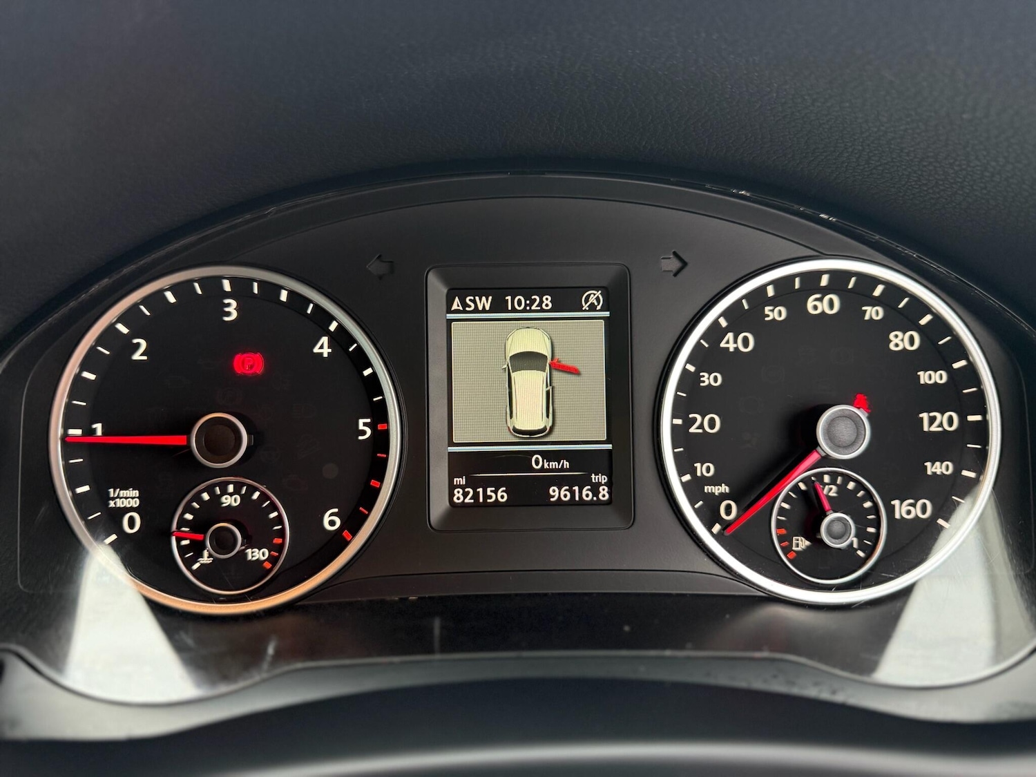 Used Volkswagen Tiguan for sale - 77599009: Photo 35