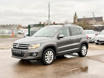Used Volkswagen Tiguan 2014 for sale - 77599009: Photo