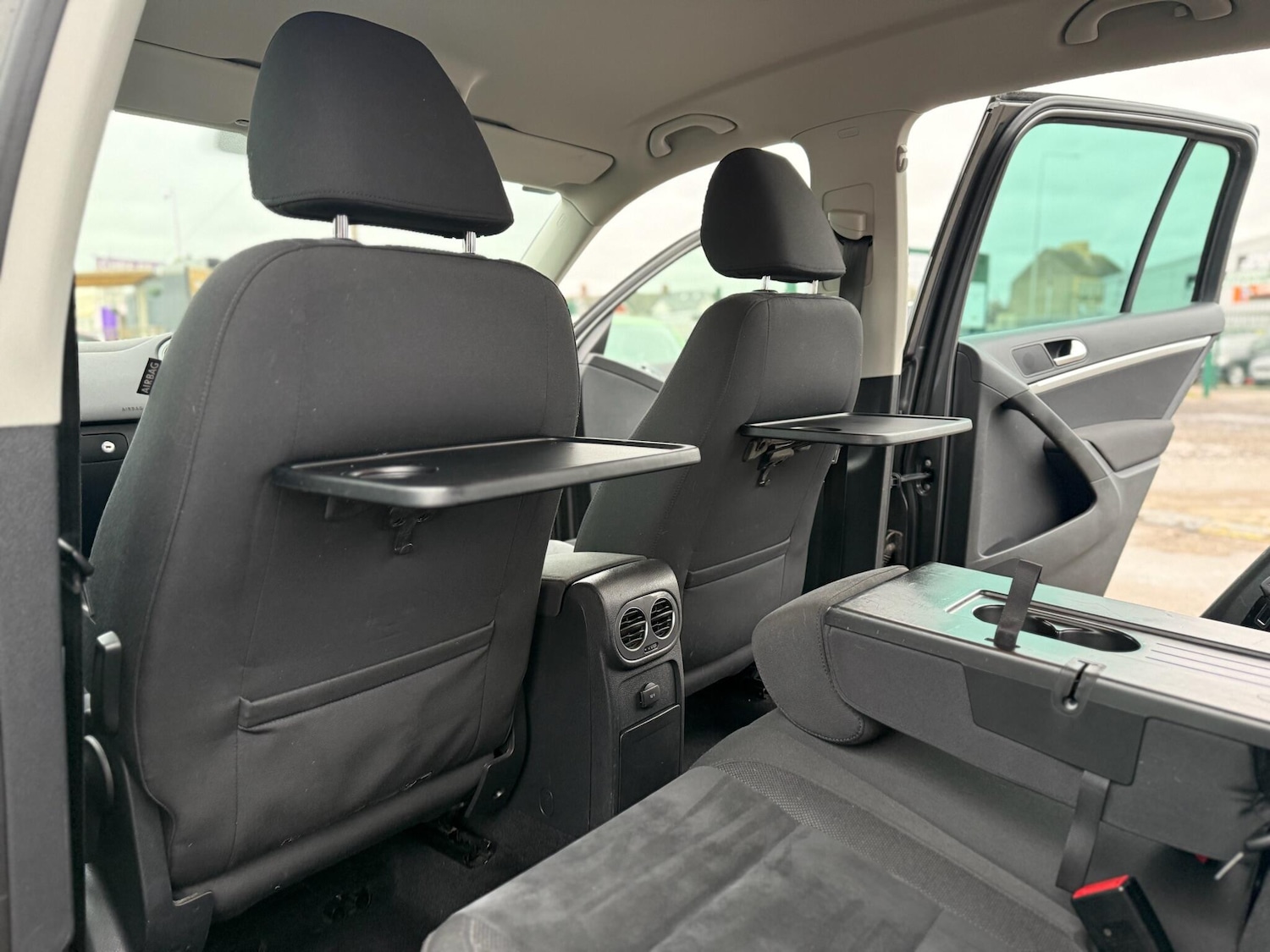 Used Volkswagen Tiguan for sale - 77599009: Photo 63