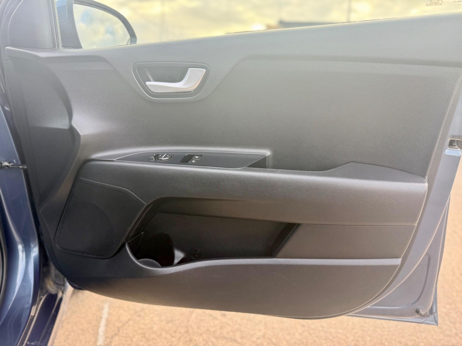 Used Kia Rio 2017 for sale - 76997510: Photo 24