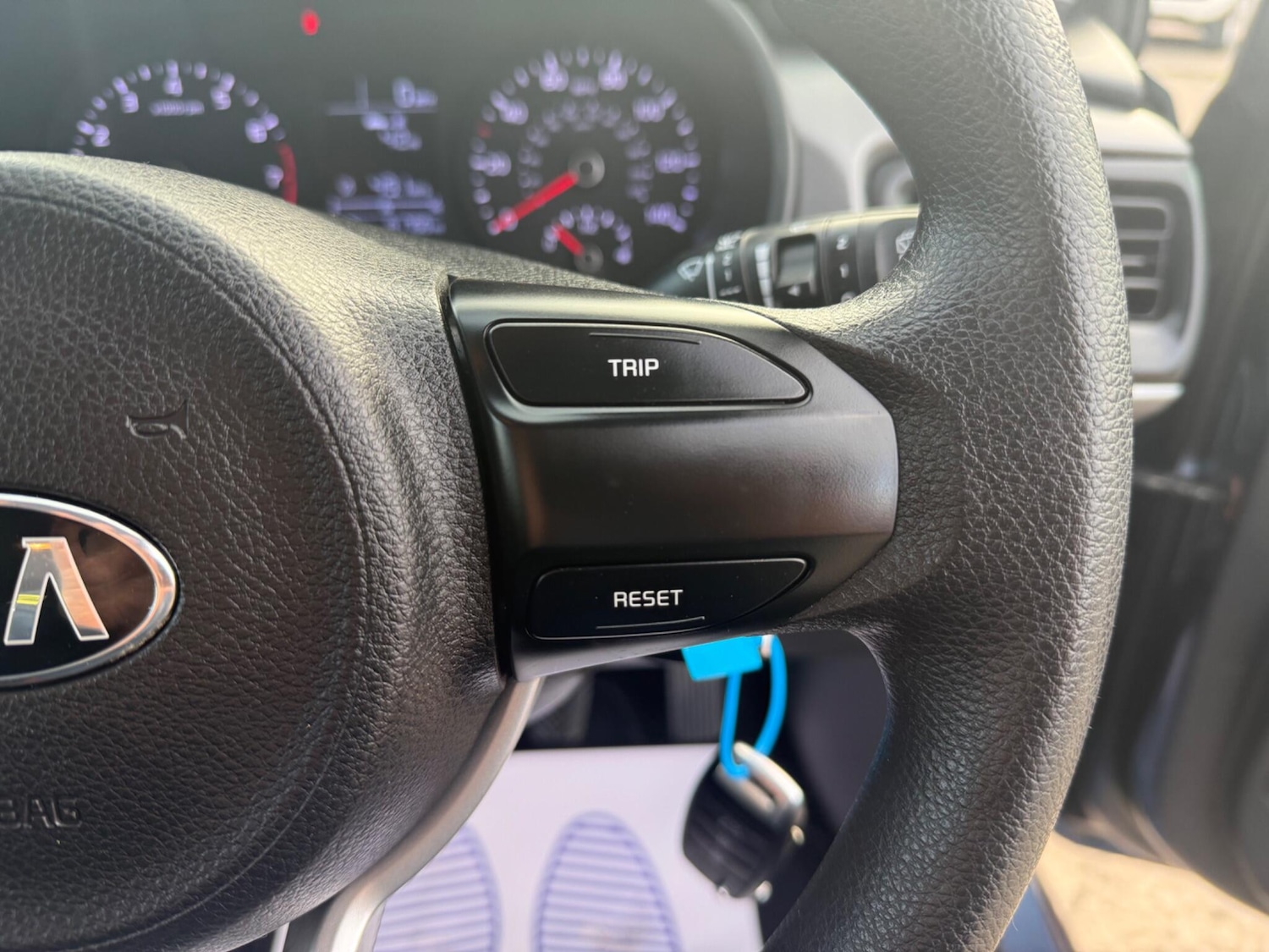 Used Kia Rio 2017 for sale - 76997510: Photo 34