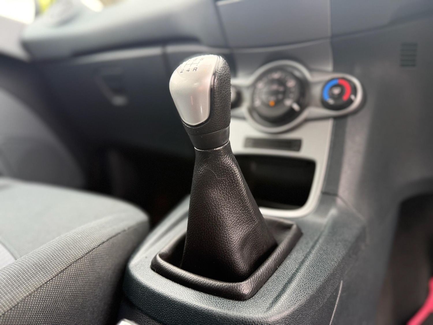 Used Ford Fiesta 2011 for sale - 77524288: Photo 38