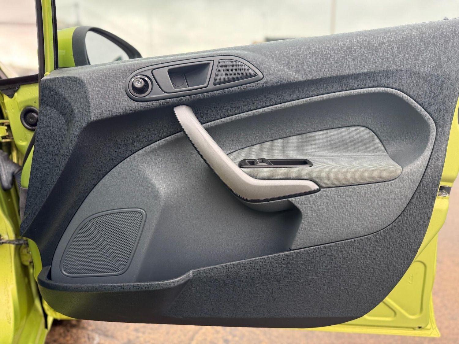 Used Ford Fiesta 2011 for sale - 77524288: Photo 44