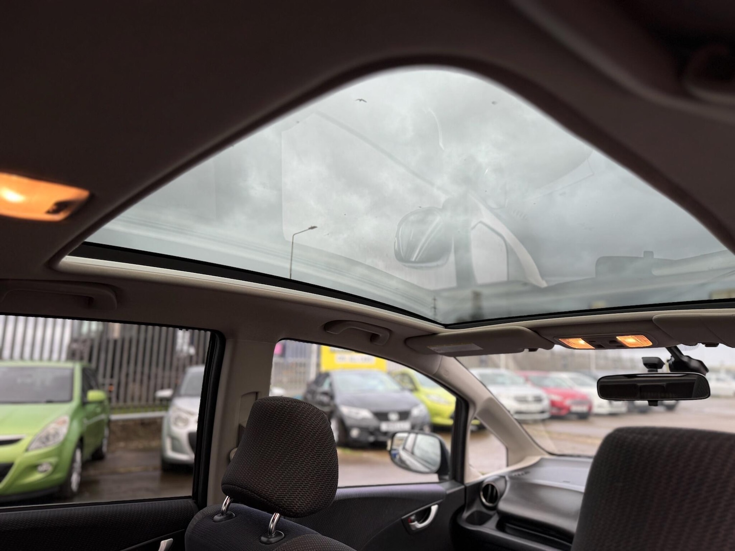 Used Honda Jazz 2012 for sale - 77524208: Photo 50