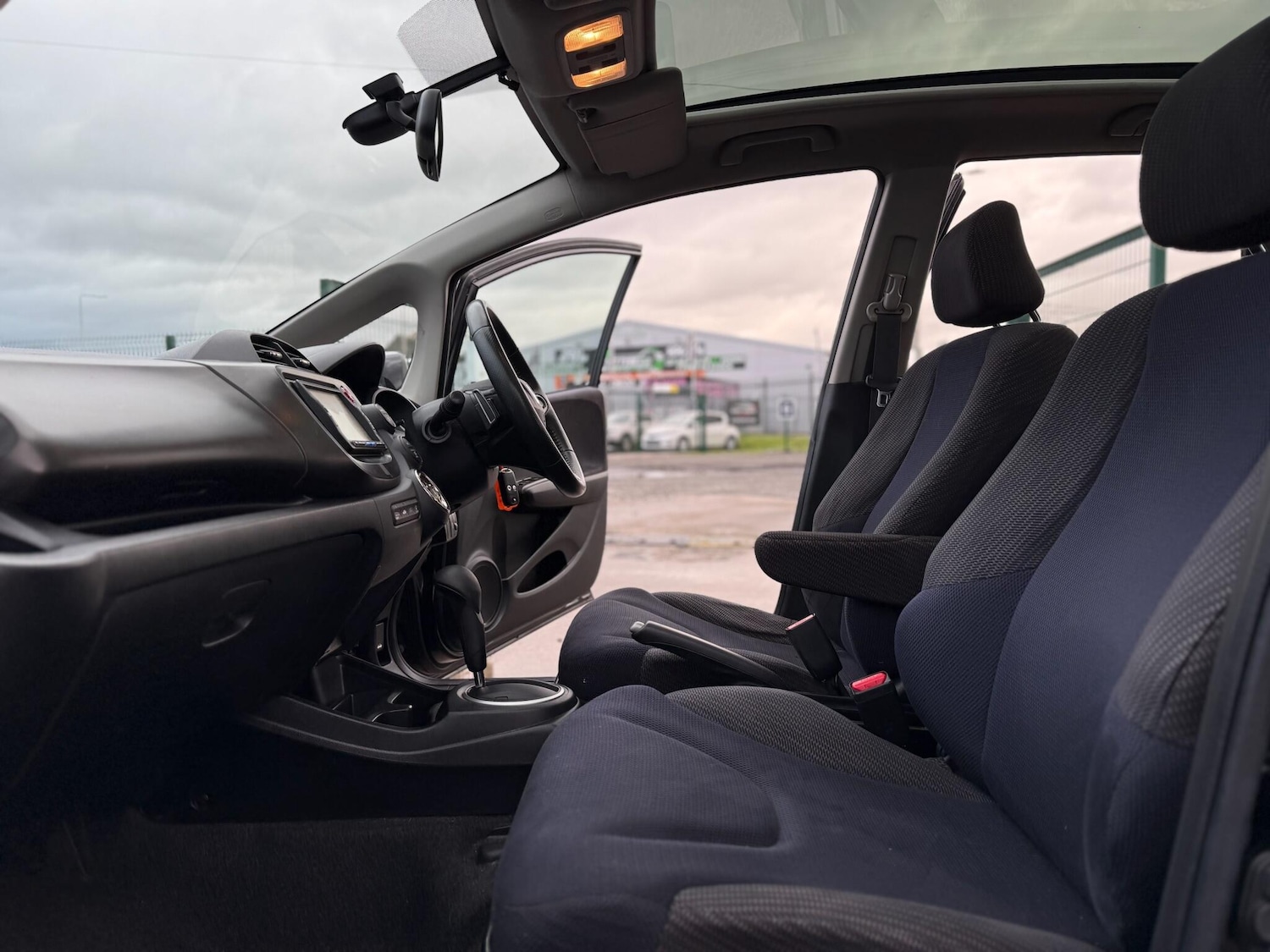 Used Honda Jazz 2012 for sale - 77524208: Photo 64