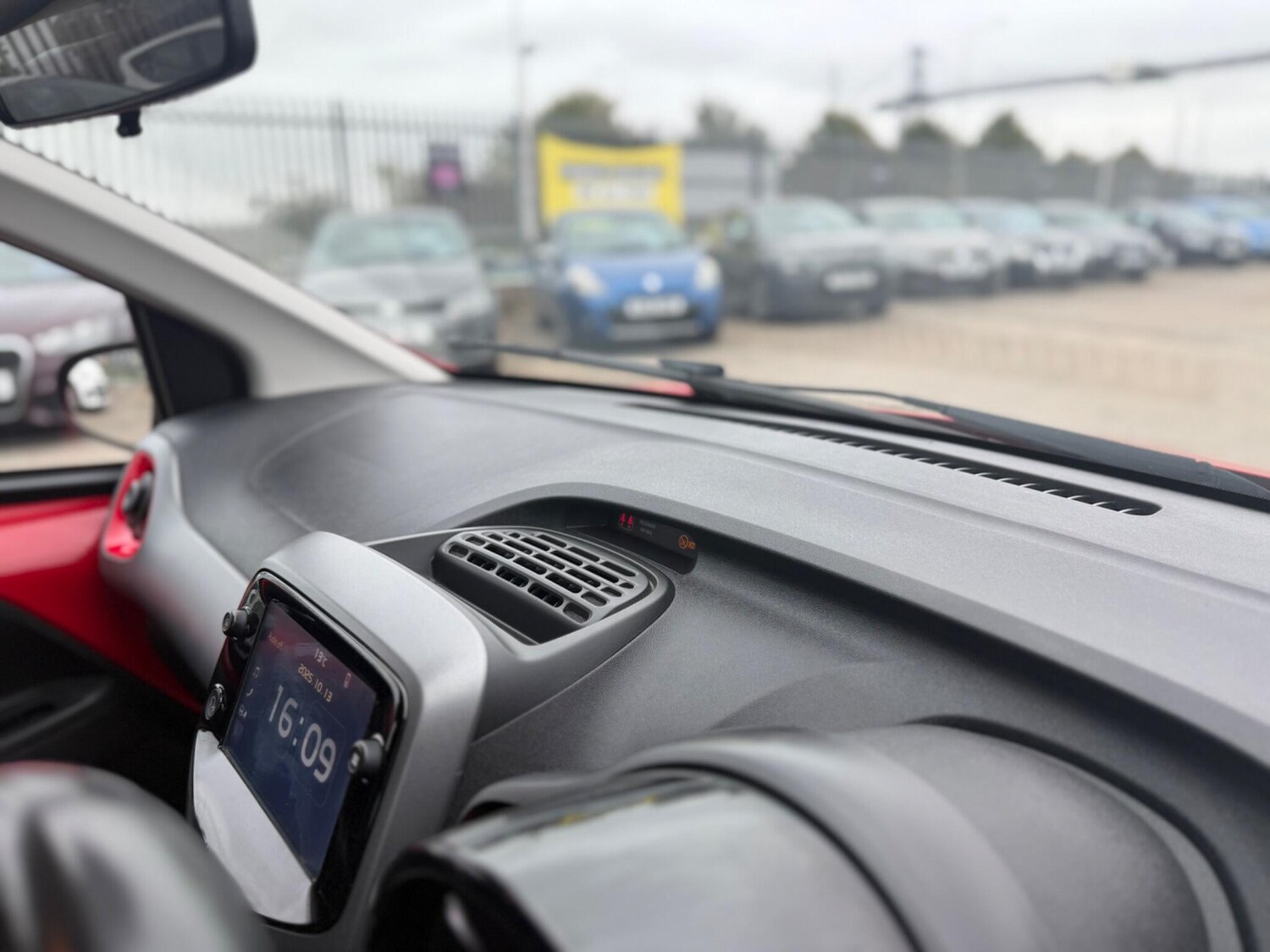 Used Toyota AYGO 2020 for sale - 76269971: Photo 33