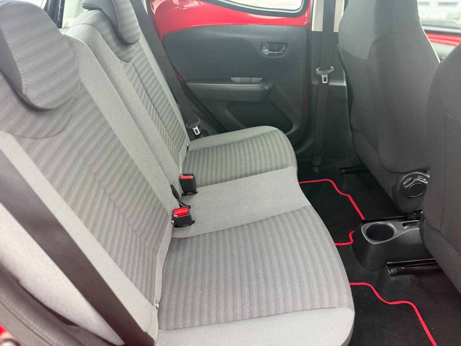 Used Toyota AYGO 2020 for sale - 76269971: Photo 50