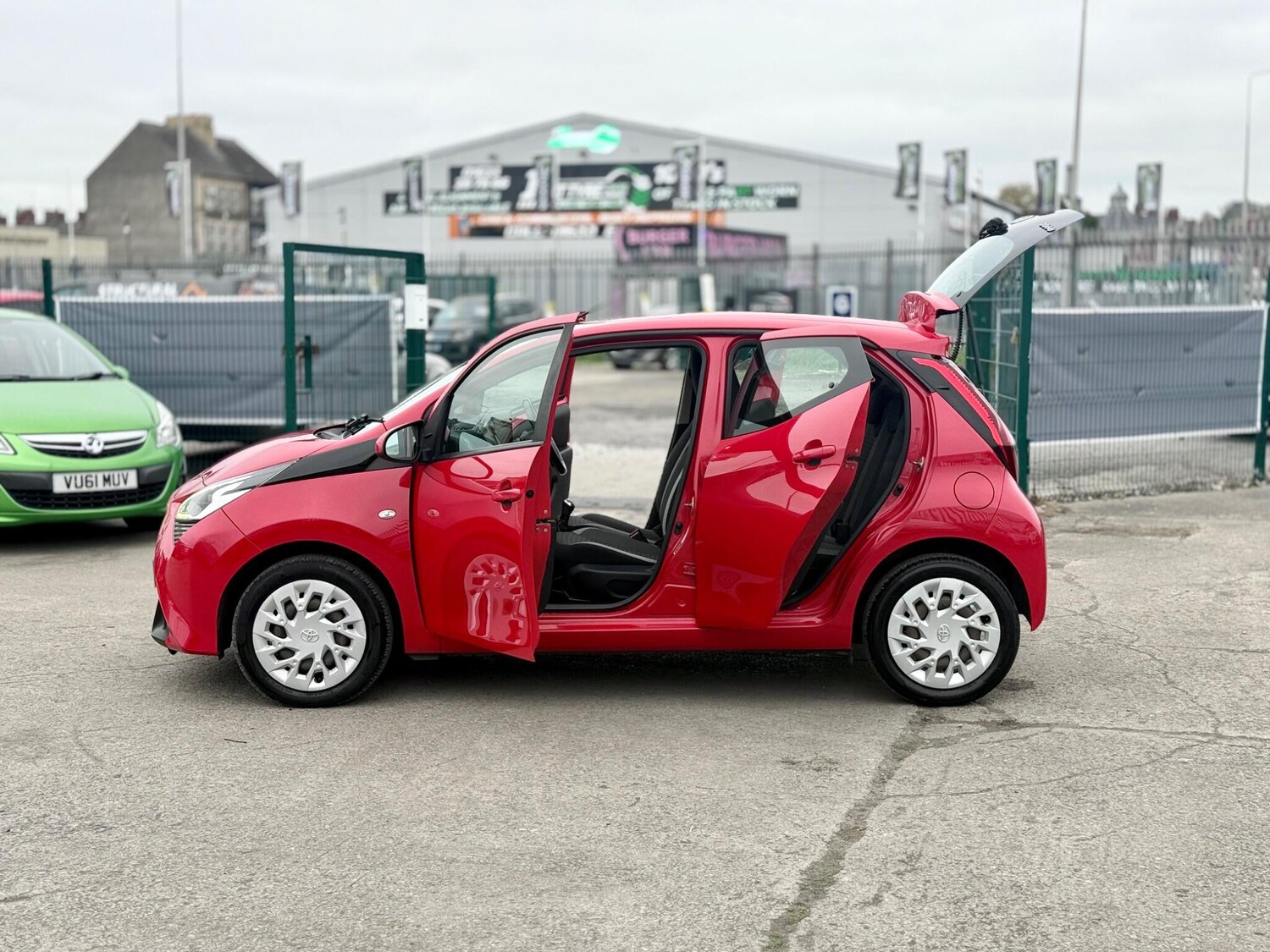 Used Toyota AYGO 2020 for sale - 76269971: Photo 72