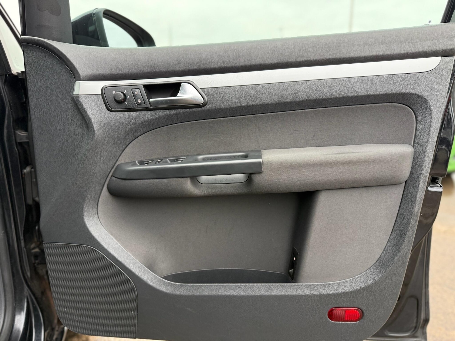 Used Volkswagen Touran 2012 for sale - 77524386: Photo 23