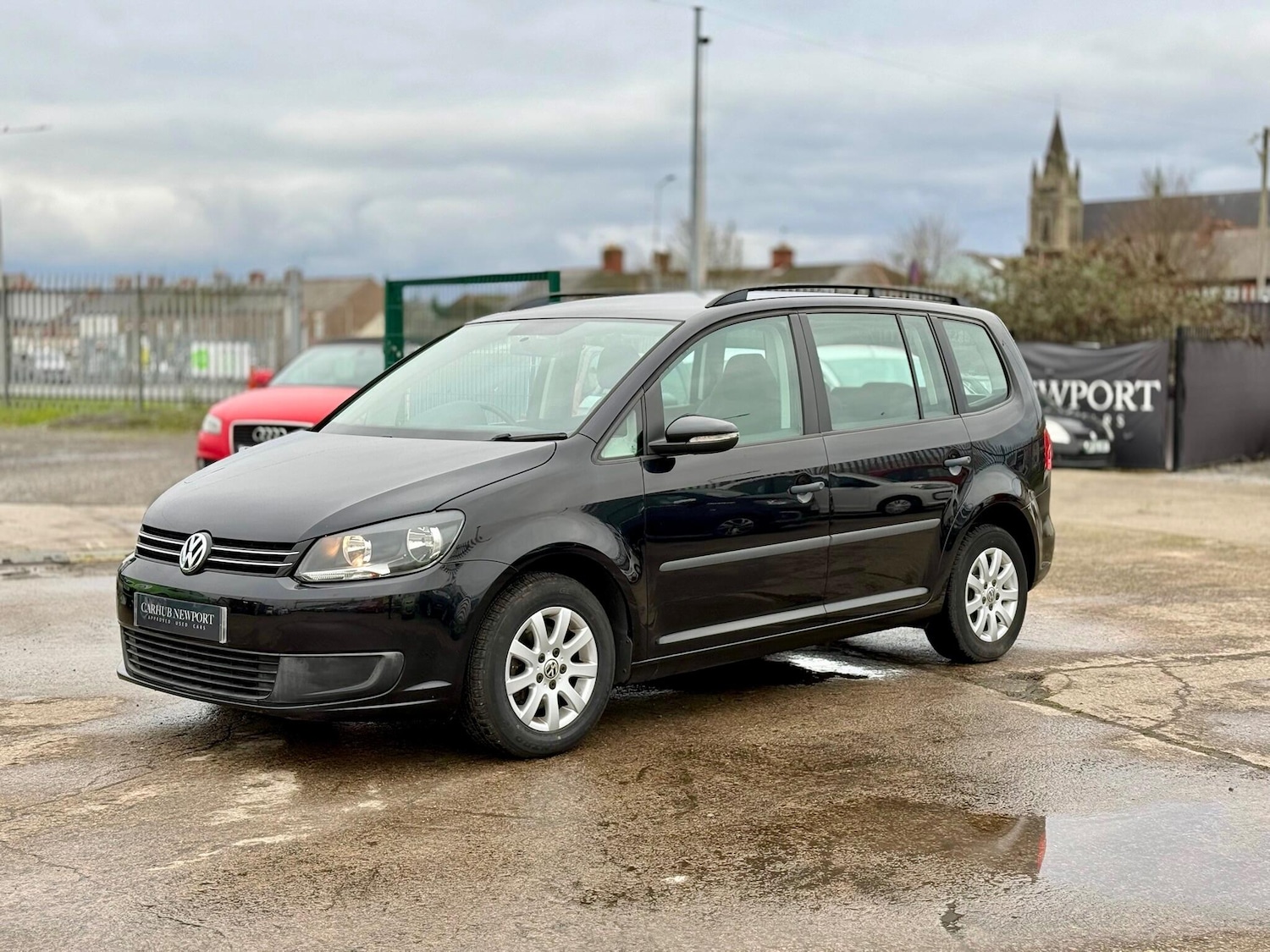 Used Volkswagen Touran 2012 for sale - 77524386: Photo 4