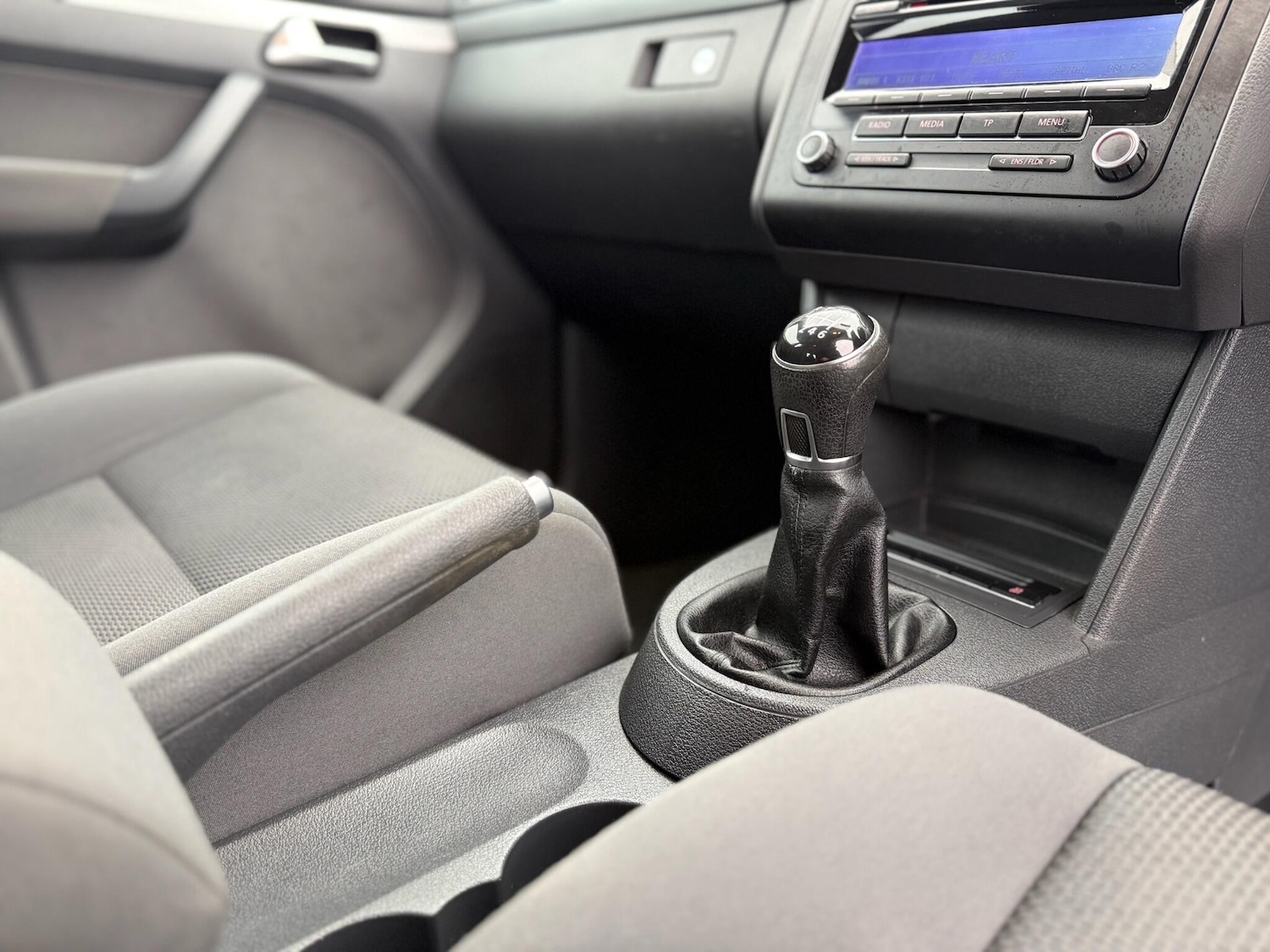 Used Volkswagen Touran 2012 for sale - 77524386: Photo 42