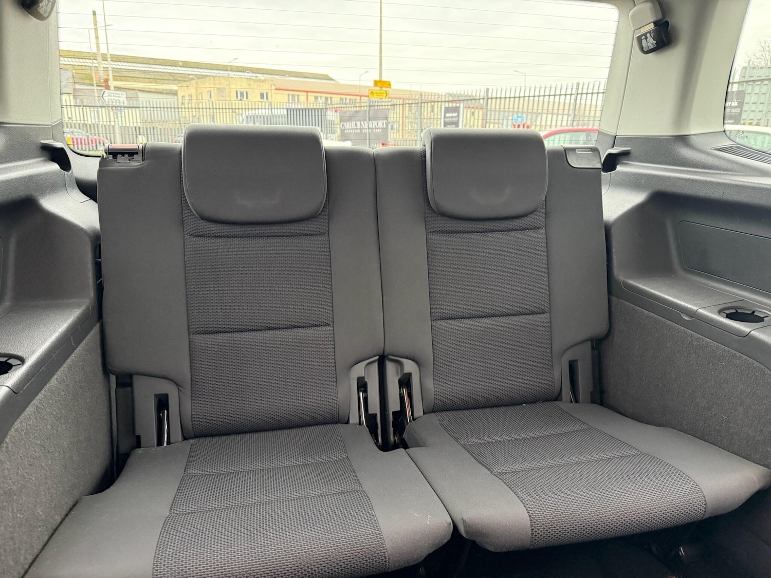 Used Volkswagen Touran 2012 for sale - 77524386: Photo 58