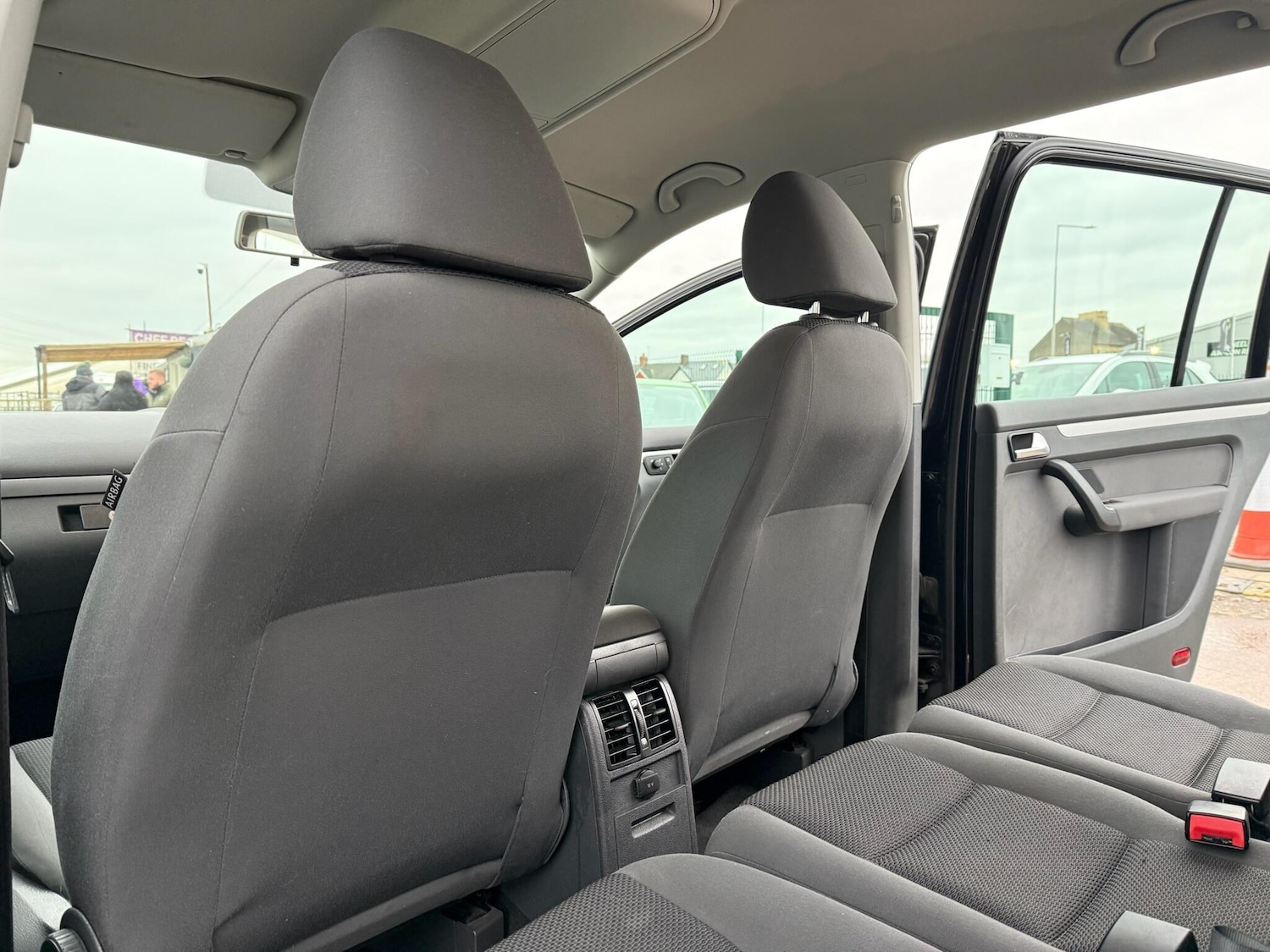 Used Volkswagen Touran 2012 for sale - 77524386: Photo 68