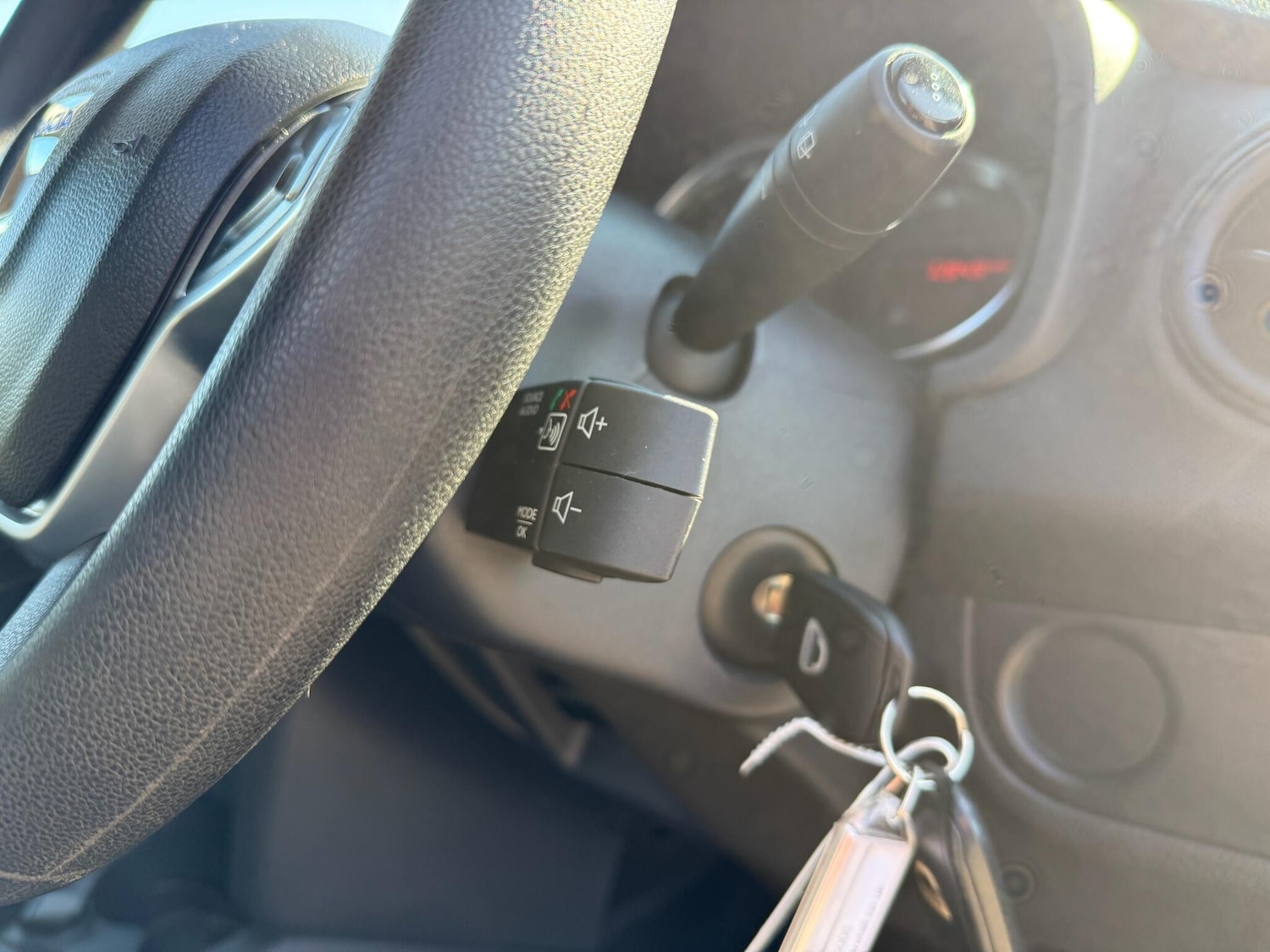 Used Dacia Sandero for sale - 77958101: Photo 45