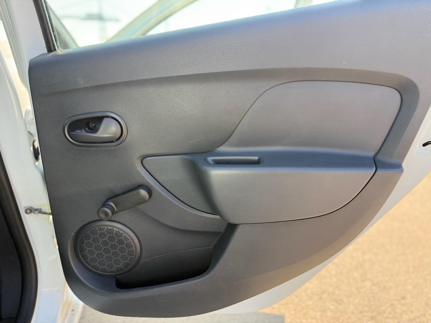 Used Dacia Sandero for sale - 77958101: Photo 50