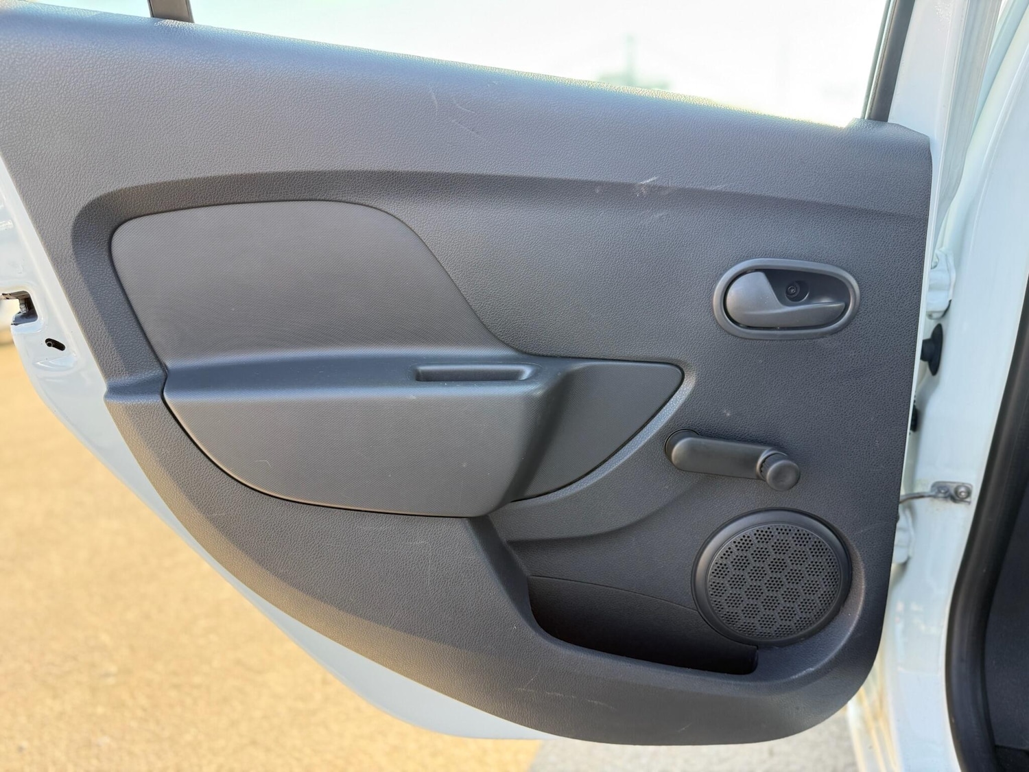 Used Dacia Sandero for sale - 77958101: Photo 51