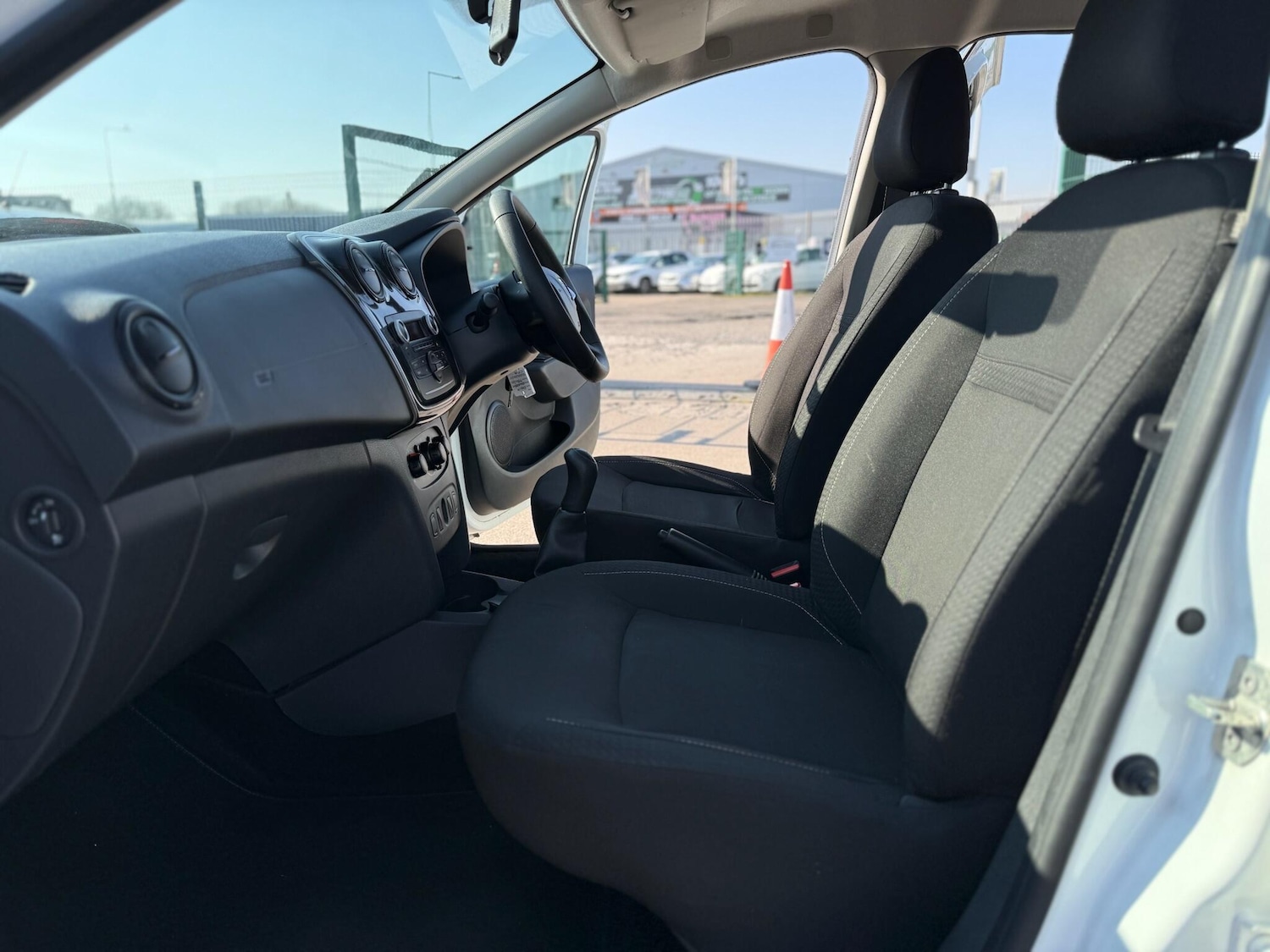 Used Dacia Sandero for sale - 77958101: Photo 67