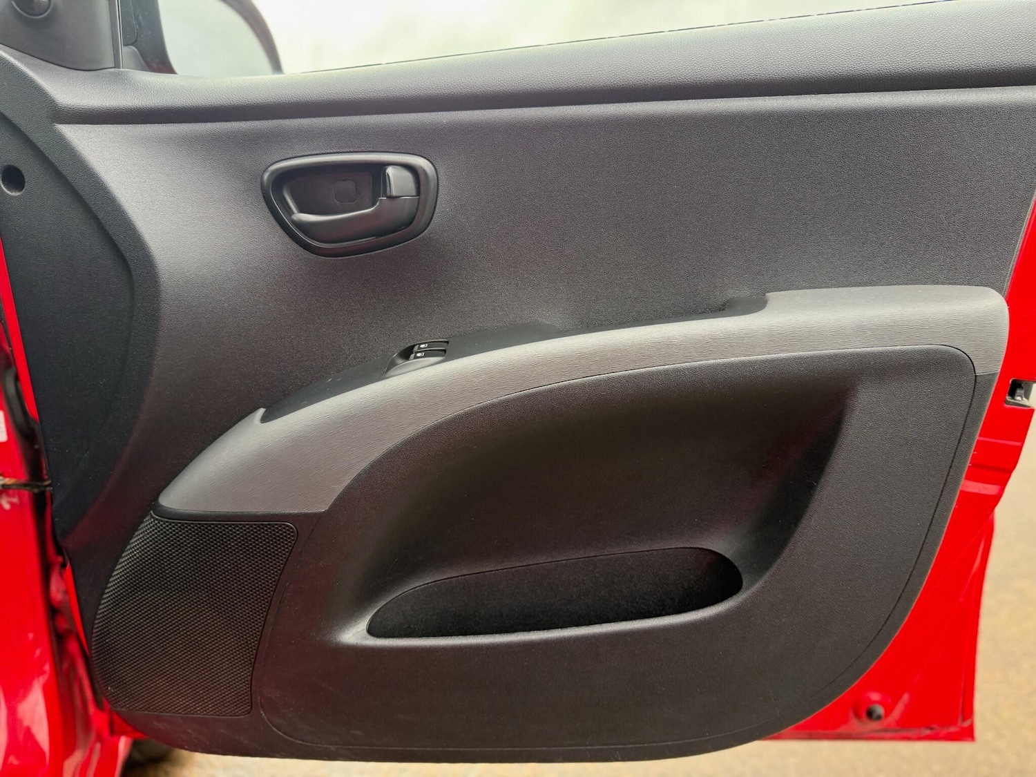 Used Hyundai i10 2013 for sale - 77523540: Photo 24