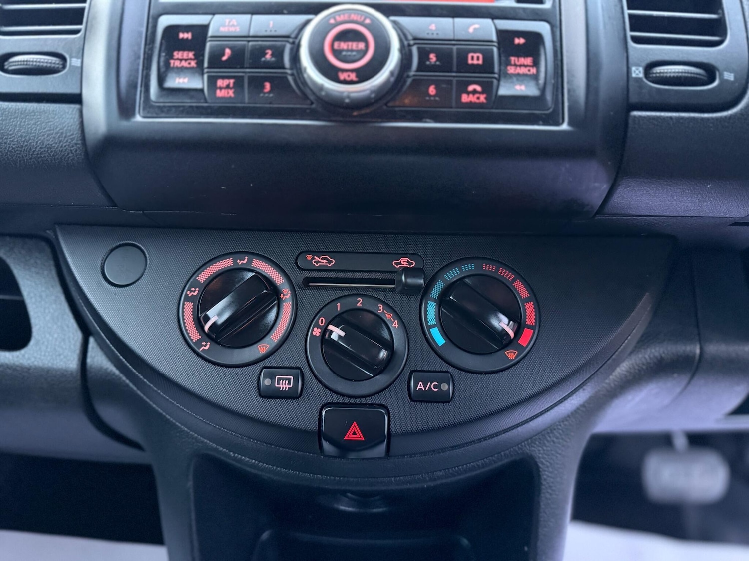 Used Nissan Note 2010 for sale - 77331015: Photo 38