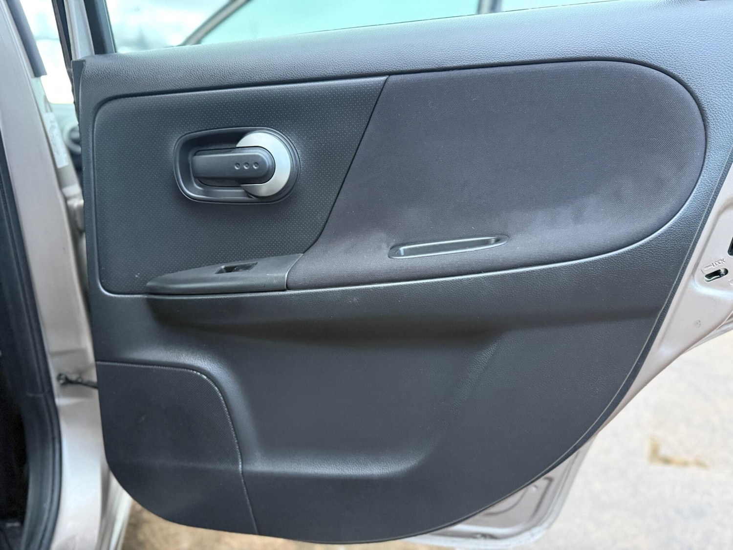 Used Nissan Note 2010 for sale - 77331015: Photo 43