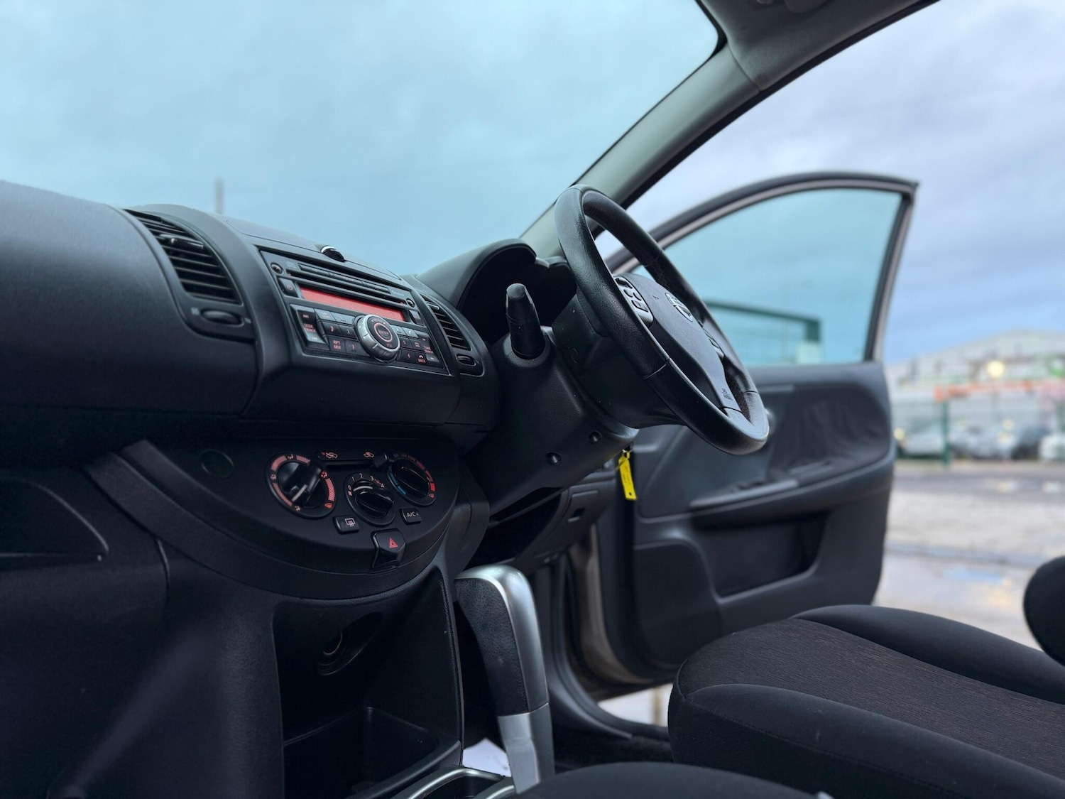 Used Nissan Note 2010 for sale - 77331015: Photo 62