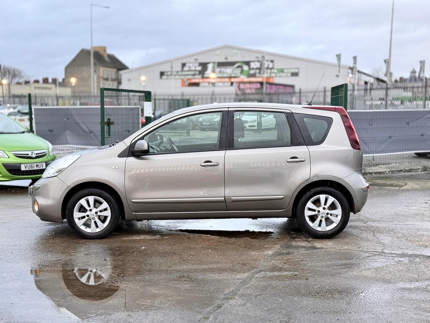 Used Nissan Note 2010 for sale - 77331015: Photo 7