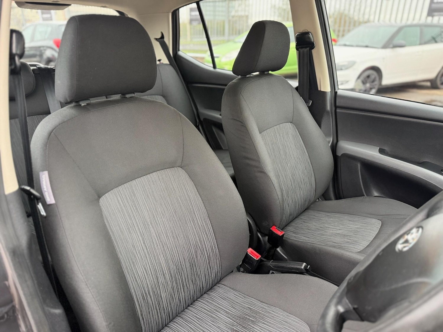 Used Hyundai i10 2013 for sale - 77203647: Photo 28