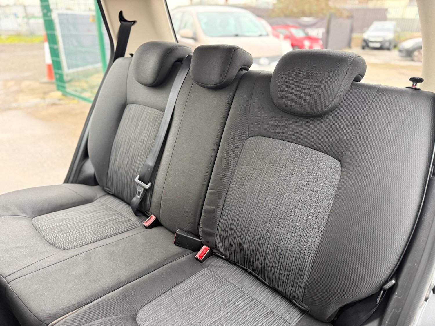 Used Hyundai i10 2013 for sale - 77203647: Photo 37