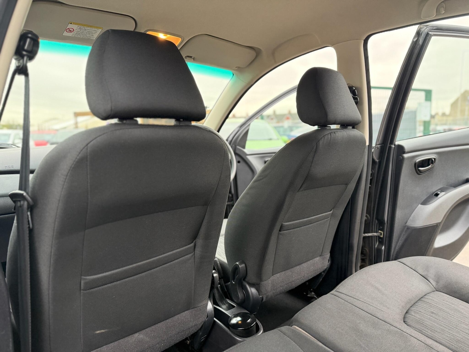 Used Hyundai i10 2013 for sale - 77203647: Photo 38