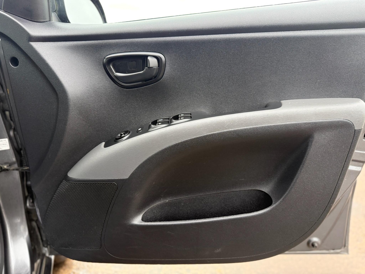 Used Hyundai i10 2013 for sale - 77203647: Photo 44