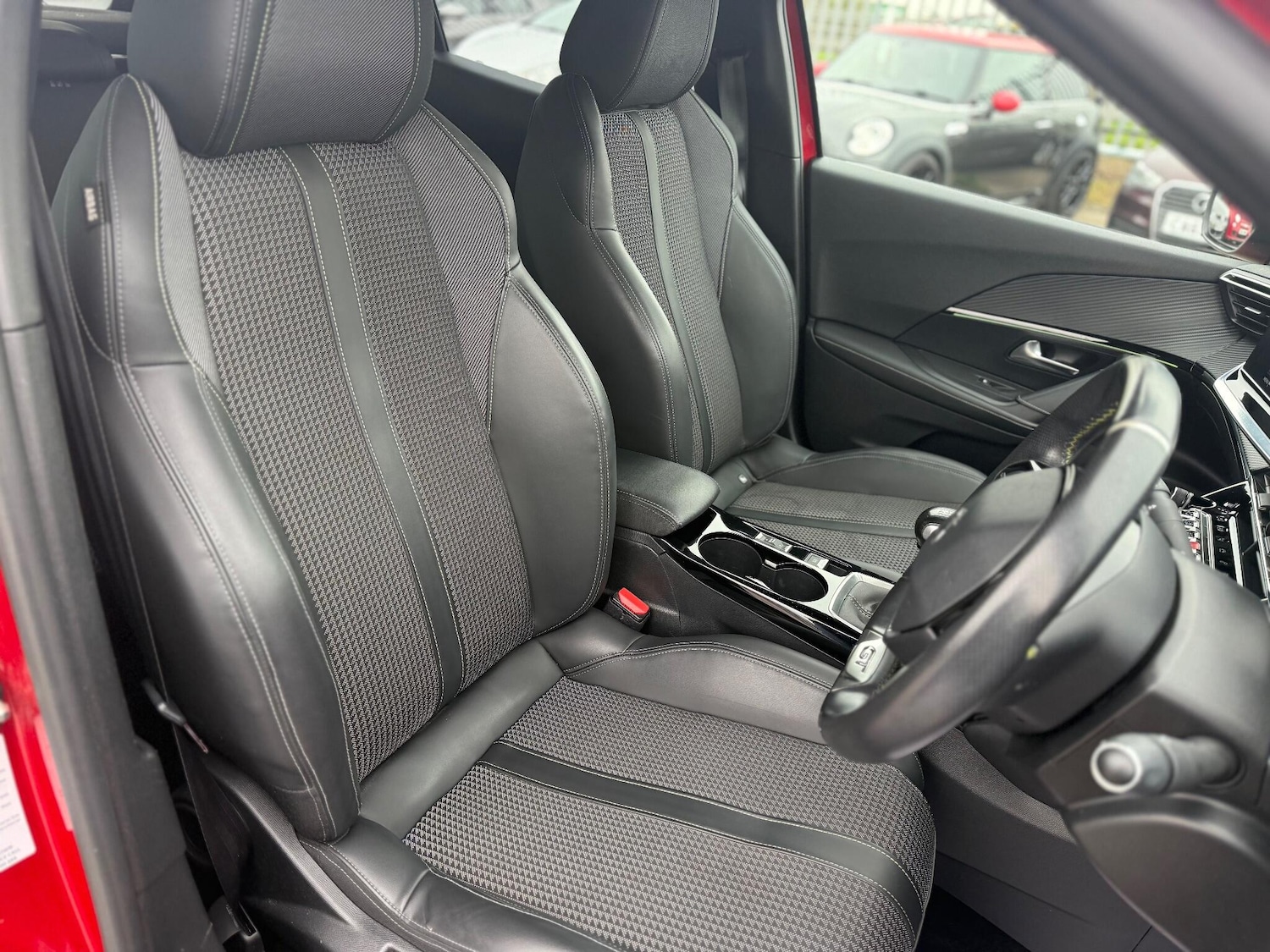 Used Peugeot 2008 2020 for sale - 76772275: Photo 33