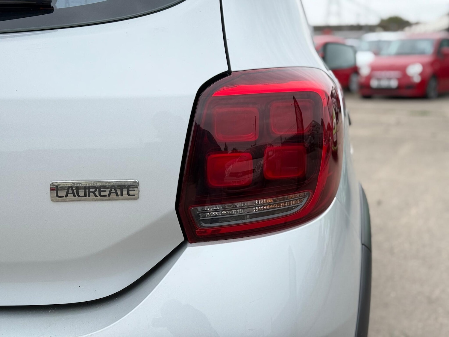 Used Dacia Sandero Stepway 2017 for sale - 76349476: Photo 24