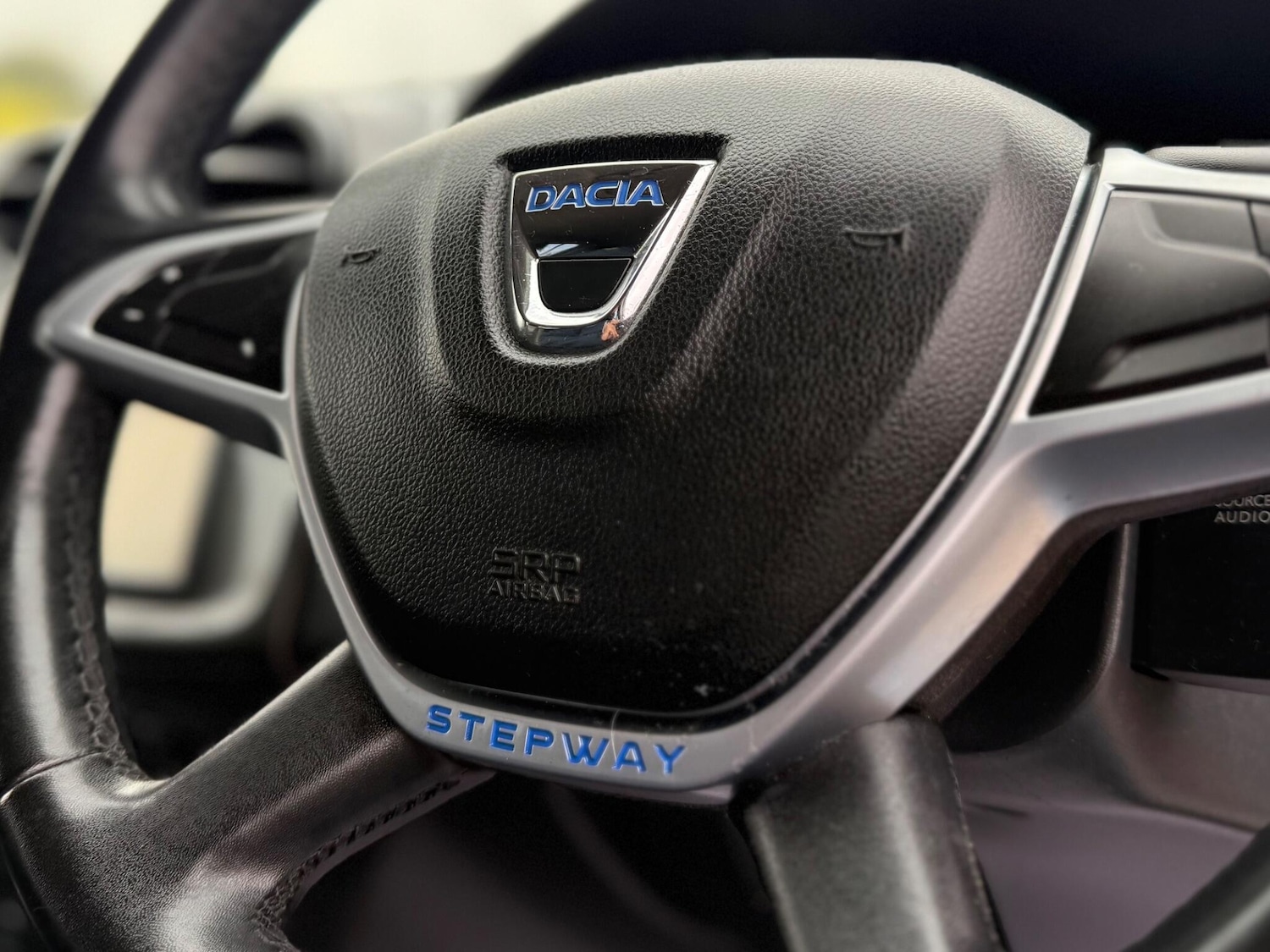Used Dacia Sandero Stepway 2017 for sale - 76349476: Photo 52