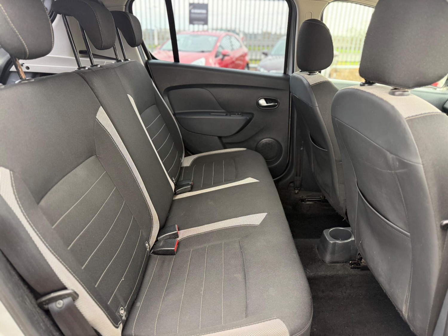 Used Dacia Sandero Stepway 2017 for sale - 76349476: Photo 54