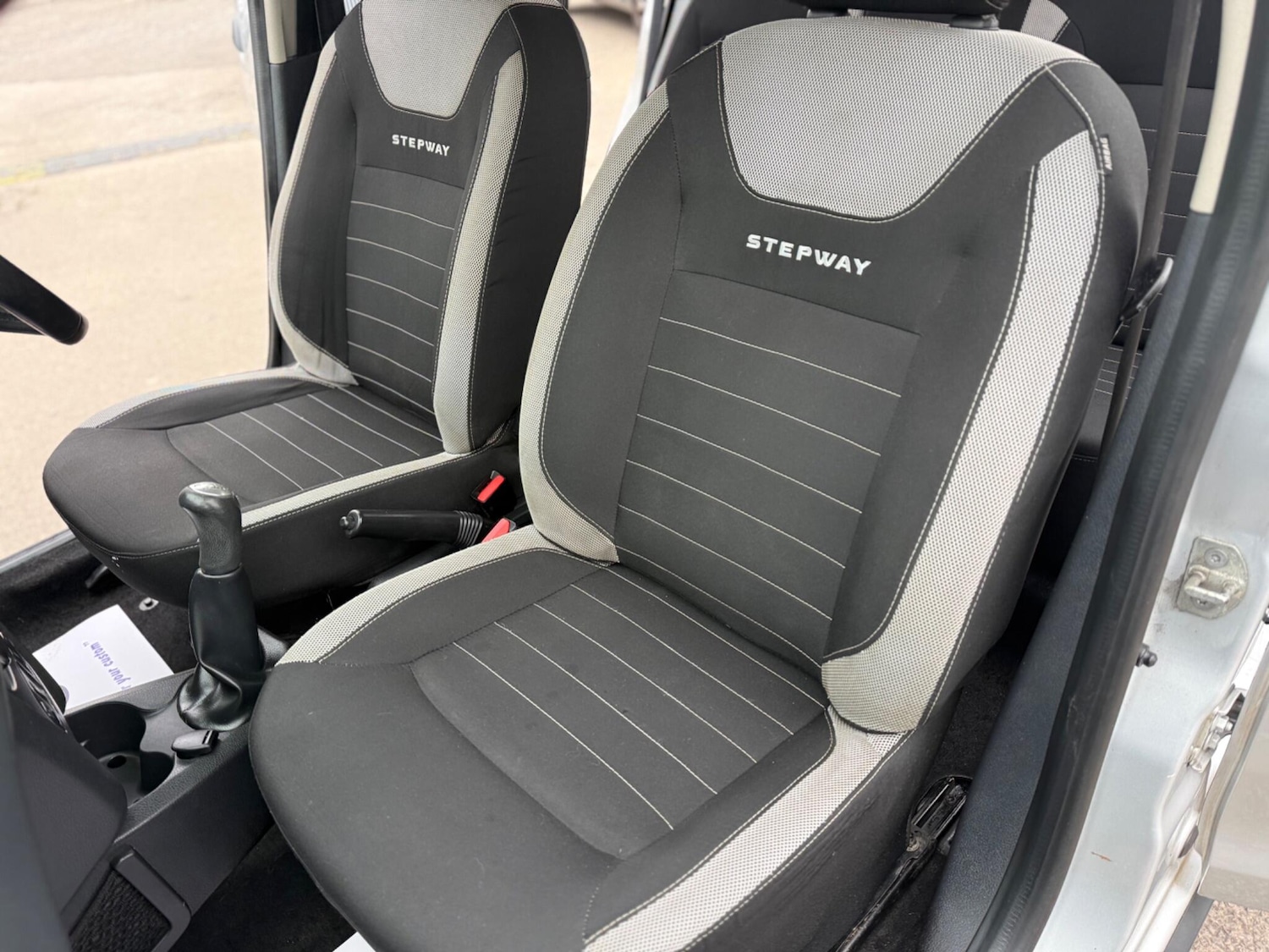 Used Dacia Sandero Stepway 2017 for sale - 76349476: Photo 69