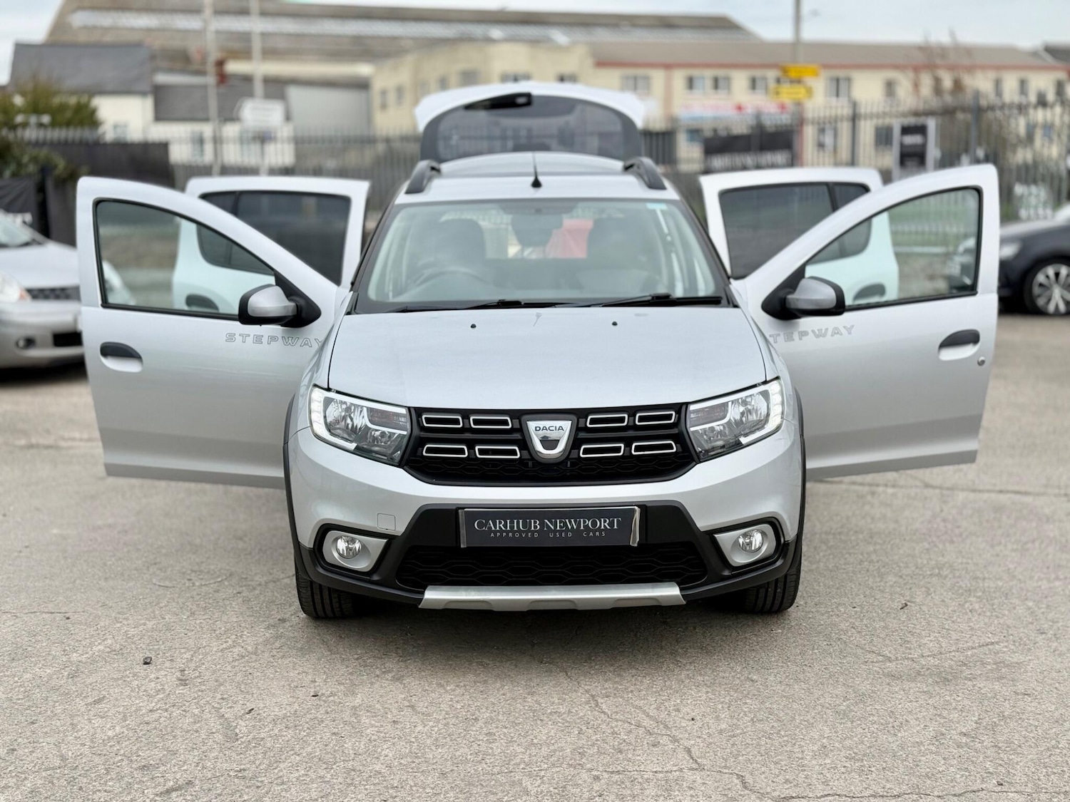 Used Dacia Sandero Stepway 2017 for sale - 76349476: Photo 74