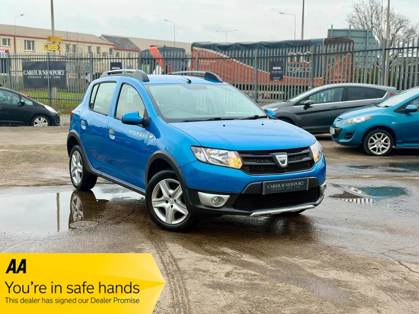 Used Dacia Sandero Stepway 2015 for sale - 77376307: Photo 1